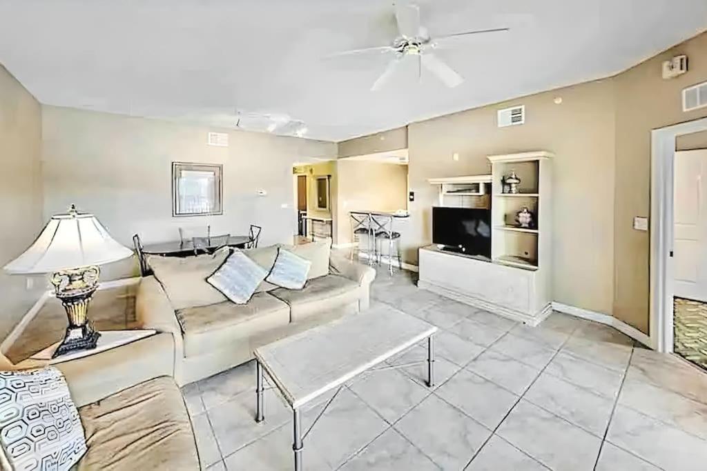 Entire Rental 3-Br Minutes From Disney X8 Hot Tub Apartment 2204 Orlando Kültér fotó