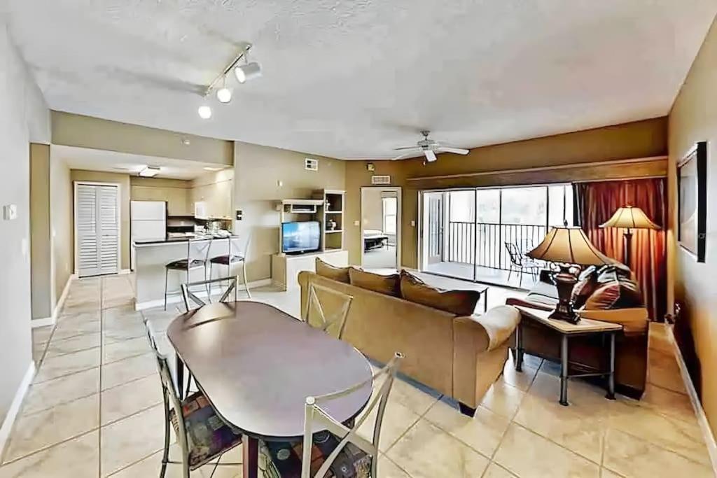 Entire Rental 3-Br Minutes From Disney X8 Hot Tub Apartment 2204 Orlando Kültér fotó