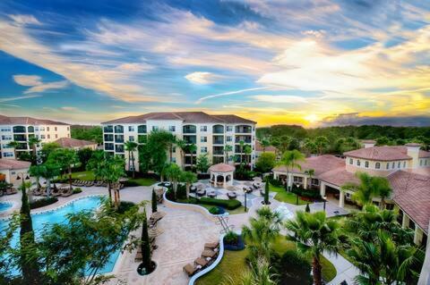 Entire Rental 3-Br Minutes From Disney X8 Hot Tub Apartment 2204 Orlando Kültér fotó